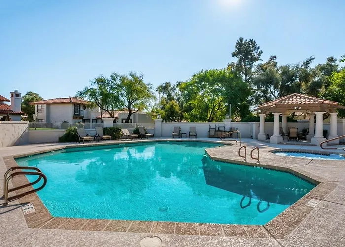 Patio View Of Golf & Mountain View, Pets Welcome Scottsdale
